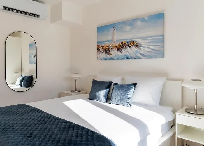 Pepper Penthouse - Luxurious Duplex Apartment, 50m From The Bacvice Sand Beach Appartement