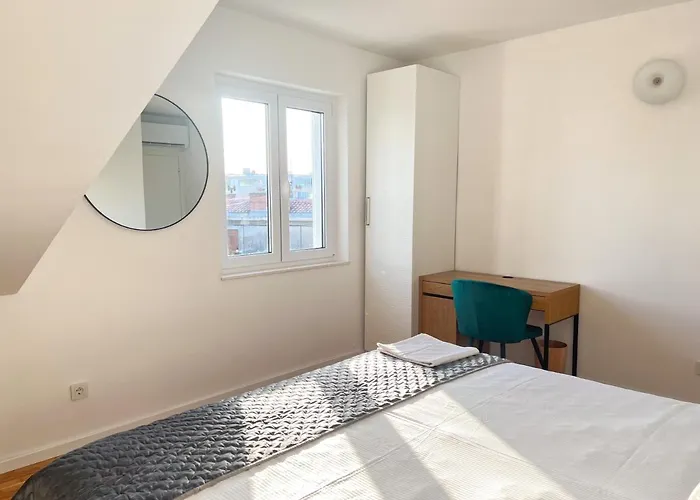 Pepper Penthouse - Luxurious Duplex Apartment, 50m From The Bacvice Sand Beach *