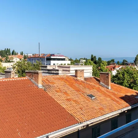 Lägenhet Pepper Penthouse - Luxurious Duplex Apartment, 50m From The Bacvice Sand Beach Split
