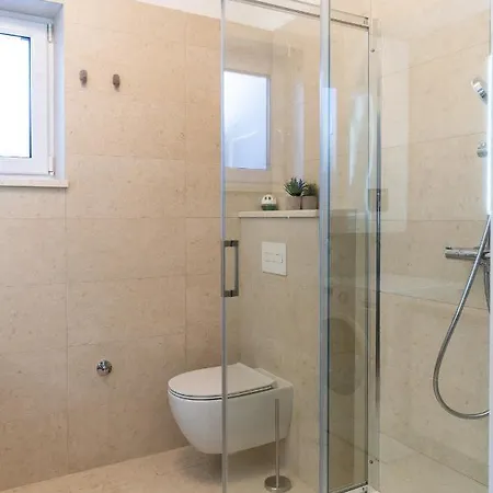 Pepper Penthouse - Luxurious Duplex Apartment, 50m From The Bacvice Sand Beach Appartement *